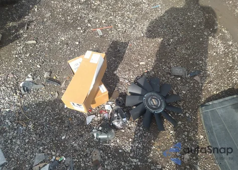 2005 BMW 330I из США, поврежденный, VIN WBAEV53485KM41144